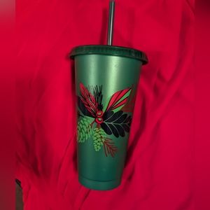 Starbucks Christmas tumbler cup 24 oz with lid and straw New (cold beverages)